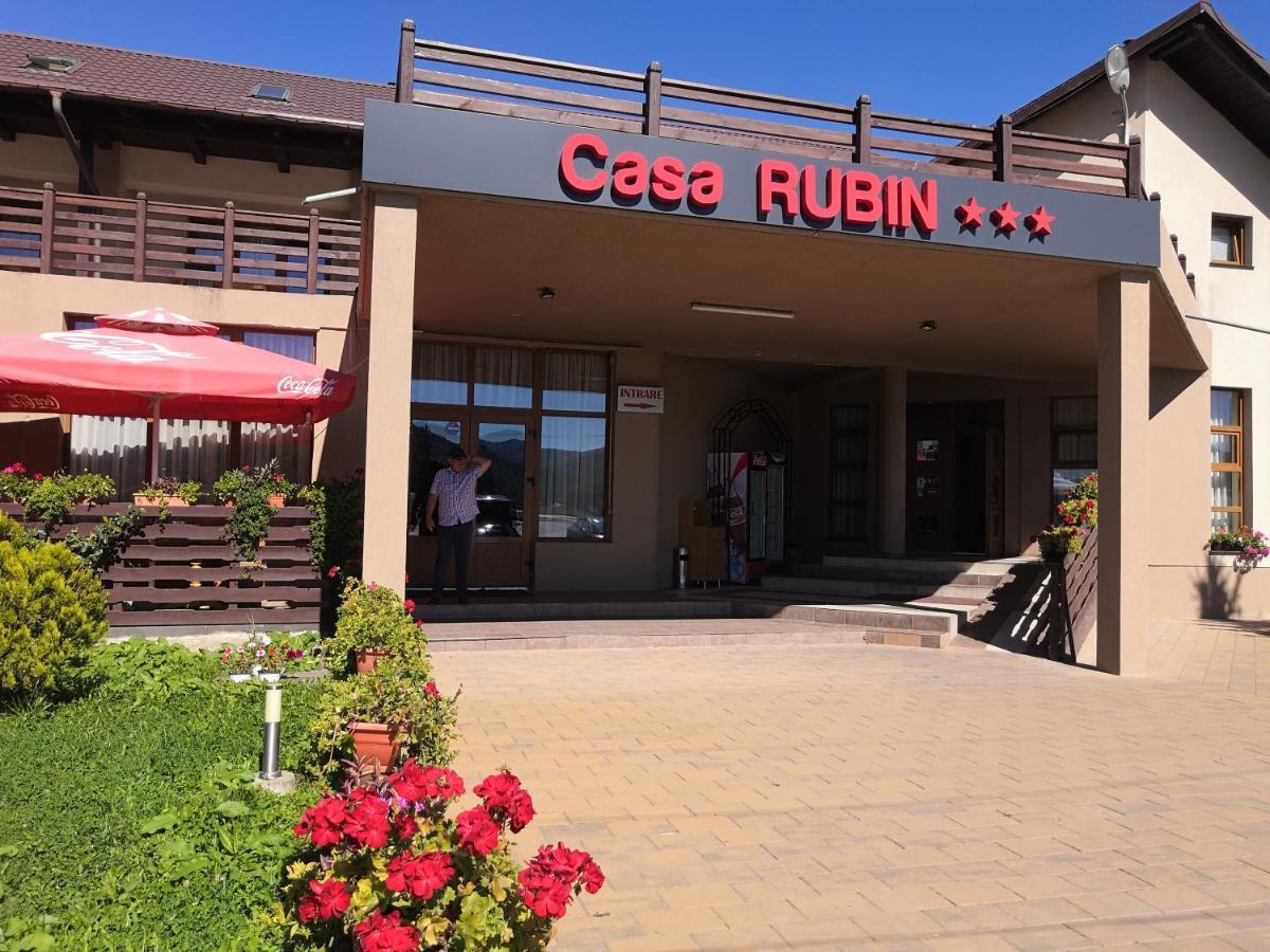 Hotel Casa Rubin à Gura Humorului Extérieur photo
