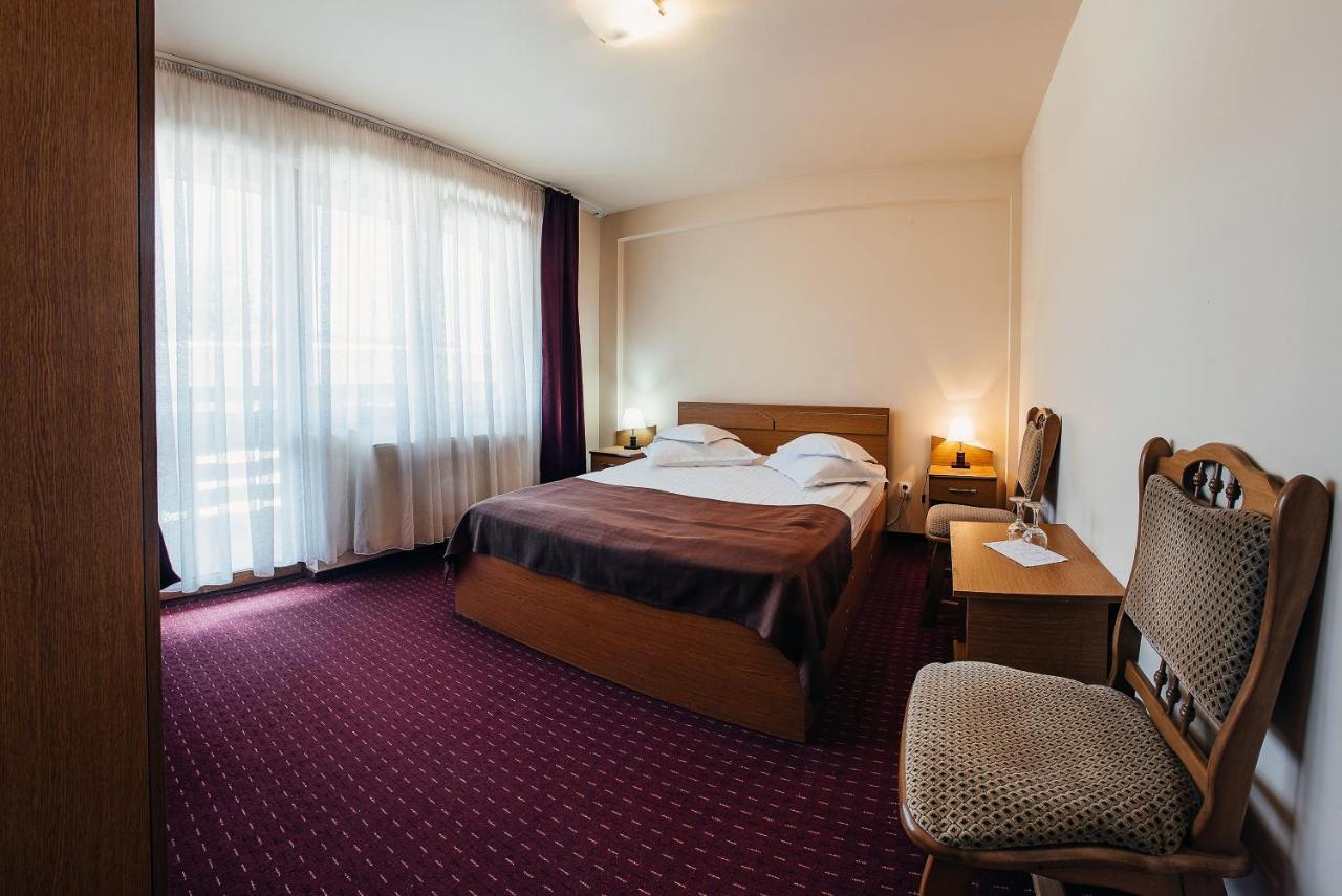 Hotel Casa Rubin à Gura Humorului Extérieur photo